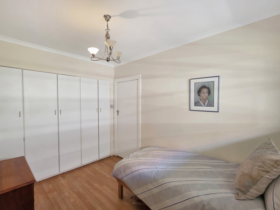 2 Bedroom Property for Sale in Green Point Western Cape